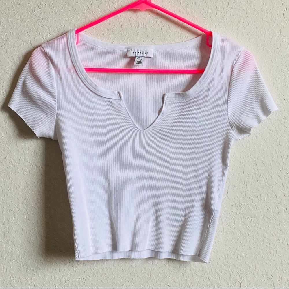 Woman’s TopShop White Cotton Ribbed Crop Top.  Size 6.  EUC